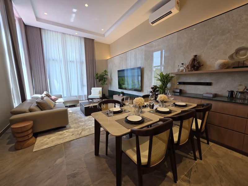Cluster House for Sale in Forest City (Gelang Patah) - Joanna Koo - Living Room - PropertyGuru.com.my