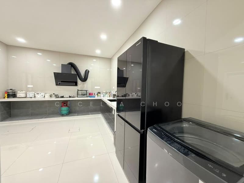 Cluster House for Rent in Skudai (Johor) - Cecelia Choo - Kitchen - PropertyGuru.com.my