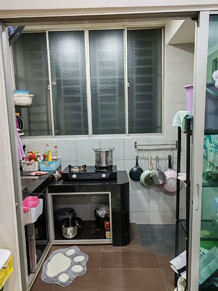 Service Residence for Sale at OUG Parklane - Karl Phang - Kitchen - PropertyGuru.com.my