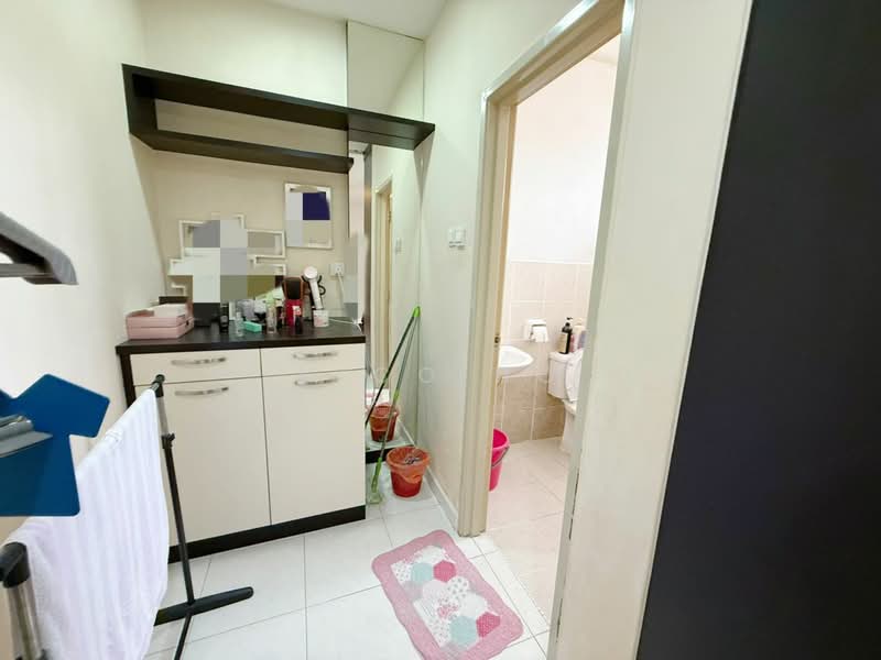 Rumah Teres 2 Tingkat untuk Dijual di Taman Setia Indah (Tebrau) - Nico Ho - Bathroom - PropertyGuru.com.my