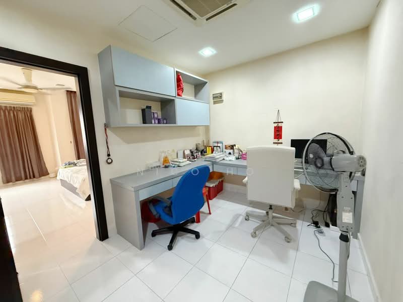 Rumah Teres 2 Tingkat untuk Dijual di Taman Setia Indah (Tebrau) - Nico Ho - Study - PropertyGuru.com.my