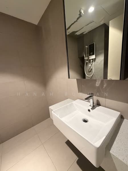 Servis Apartment untuk Disewa di Mossaz @ Empire City - Hanah Burhan - Bathroom - PropertyGuru.com.my