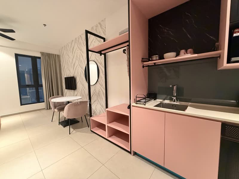 Servis Apartment untuk Disewa di Mossaz @ Empire City - Hanah Burhan - Kitchen - PropertyGuru.com.my