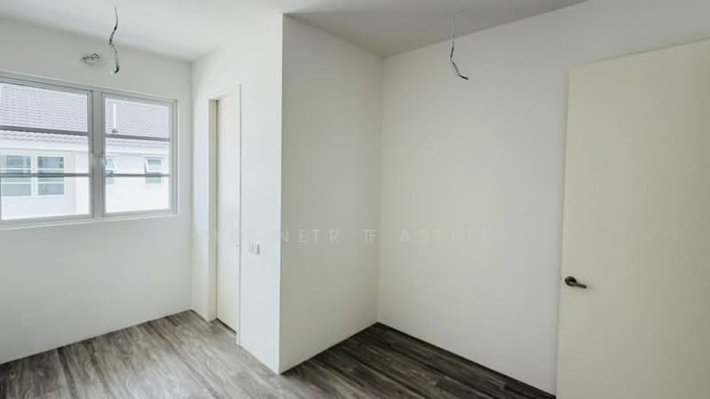 2-storey Terraced House for Sale in Bandar Country Homes (Rawang) - Kent Fatt - Interior - PropertyGuru.com.my