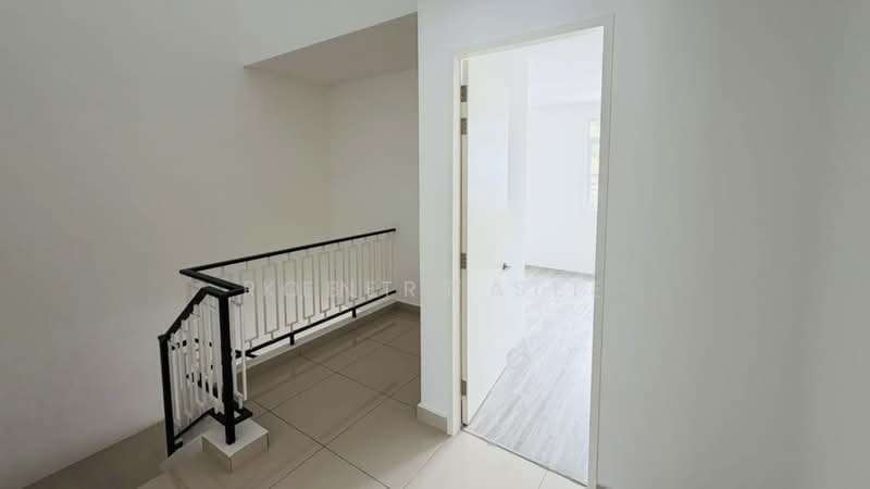 2-storey Terraced House for Sale in Bandar Country Homes (Rawang) - Kent Fatt - Interior - PropertyGuru.com.my