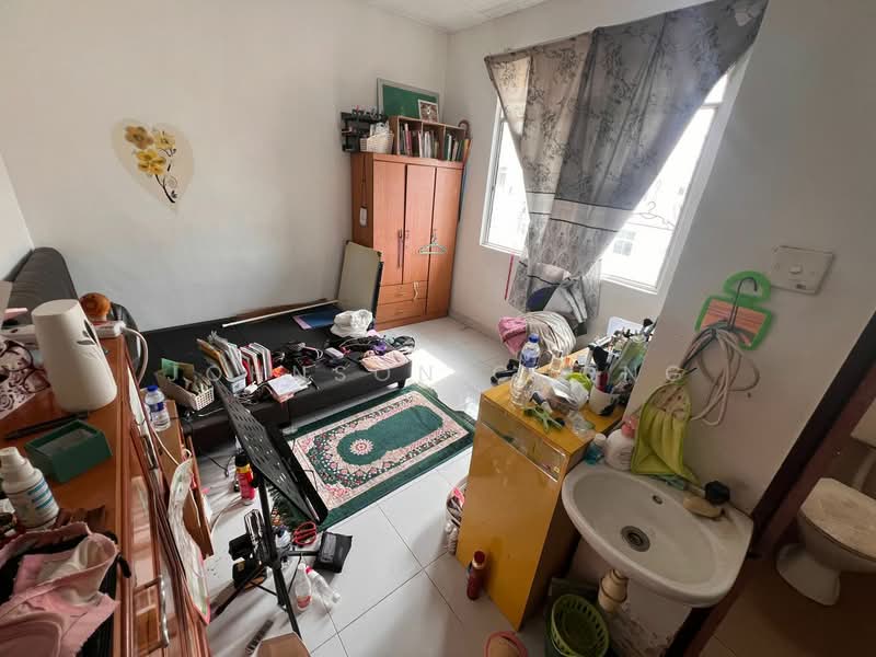 Flat for Sale at Taman Seri Orkid - Johnson Chong - Living Room - PropertyGuru.com.my