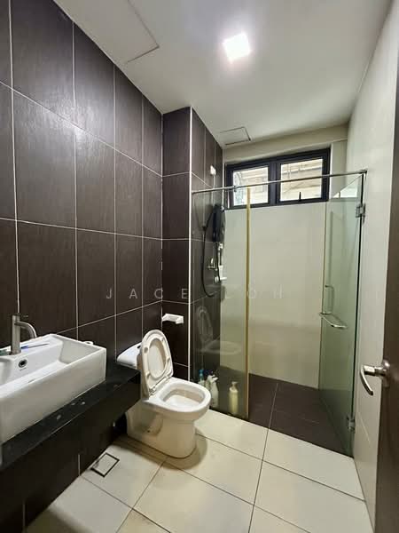 Servis Apartment untuk Disewa di D'Secret Garden (Pangsapuri Kempas Indah) - Jace Loh - Bathroom - PropertyGuru.com.my