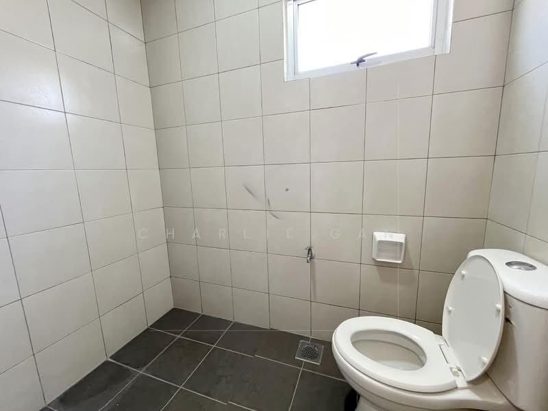 2-storey Terraced House for Sale in Kota Kemuning (Shah Alam) - Charlie Gan - Bathroom - PropertyGuru.com.my