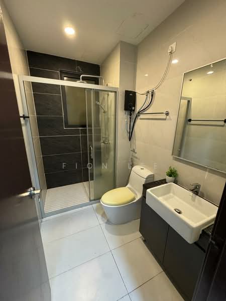 Kondominium untuk Disewa di Bay Point @ Country Garden Danga Bay - Fion Lee - Bathroom - PropertyGuru.com.my