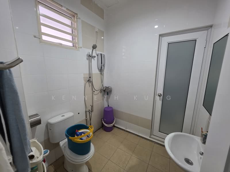 2-storey Terraced House for Sale in Permatang Pasir (Permatang Pauh) - Kenneth Kung - Bathroom - PropertyGuru.com.my