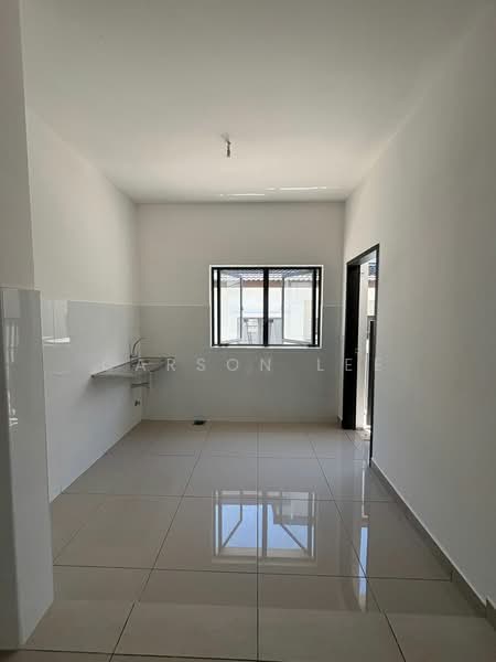 2-storey Terraced House for Sale in Rawang (Selangor) - Carson Lee - Kitchen - PropertyGuru.com.my