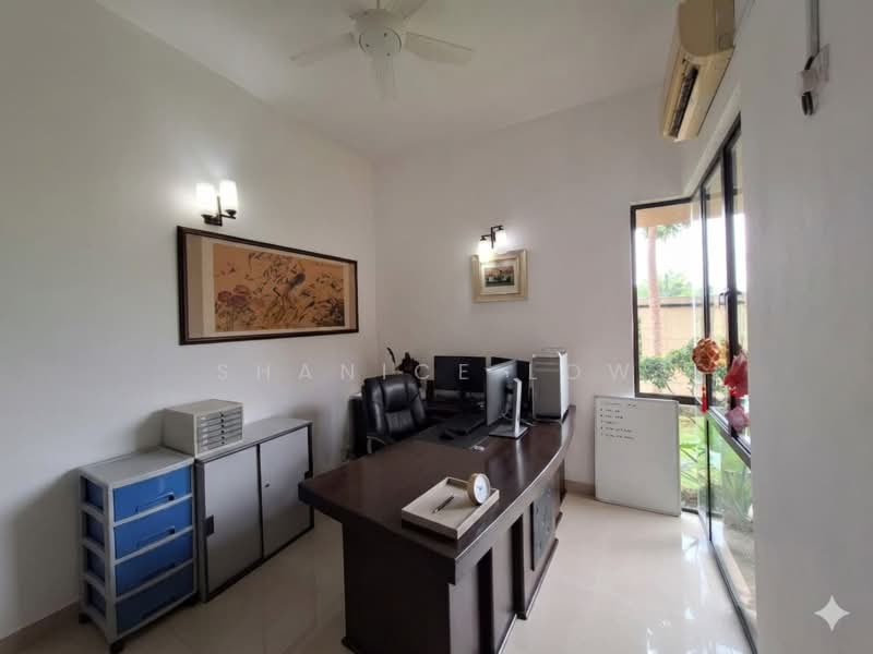 Rumah Berkembar untuk Dijual di Taman Aman Sari (Bandar Kinrara) - Shanice Low - Study - PropertyGuru.com.my