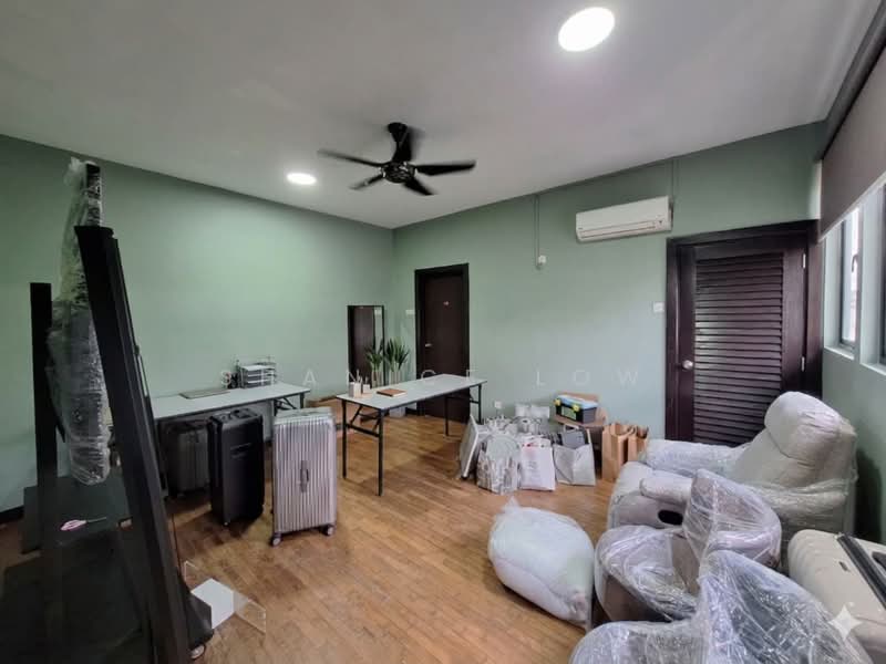 Rumah Berkembar untuk Dijual di Taman Aman Sari (Bandar Kinrara) - Shanice Low - Interior - PropertyGuru.com.my
