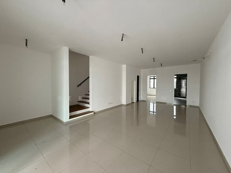2-storey Terraced House for Sale in Bandar Seri Alam (Masai) - Bernice Gan - Living Room - PropertyGuru.com.my