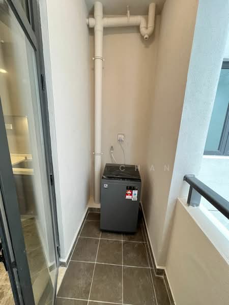 Service Residence for Rent at R&F Princess Cove Phase 1 - Blue Chan - Balcony - PropertyGuru.com.my