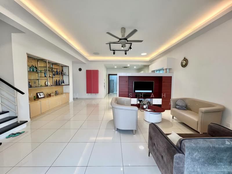 Semi-Detached House for Sale in Taman Saujana Emas (Kajang) - Muhammad Shahrul Ridhwan Mehamad Nasir - Living Room - PropertyGuru.com.my