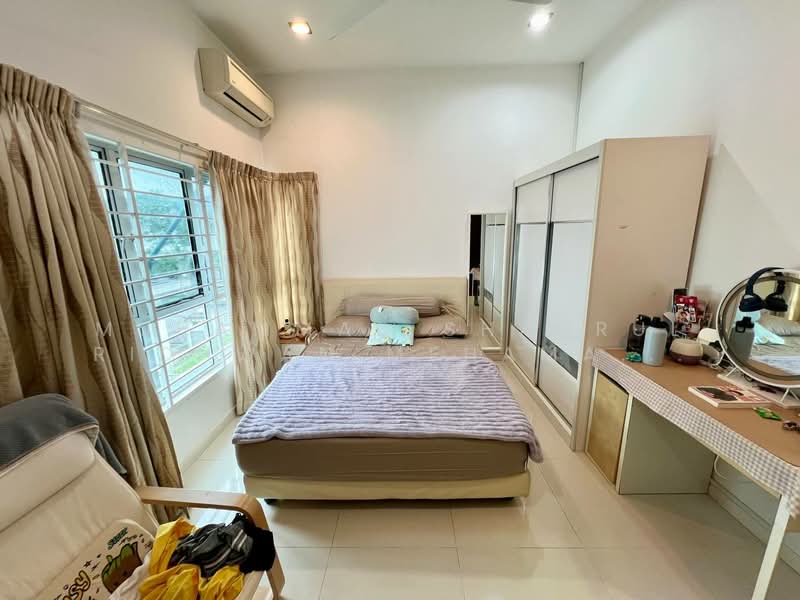 Semi-Detached House for Sale in Taman Saujana Emas (Kajang) - Muhammad Shahrul Ridhwan Mehamad Nasir - Bedroom - PropertyGuru.com.my