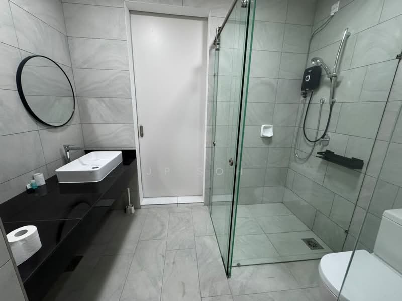 Servis Apartment untuk Disewa di Sky Trees - JP Soh - Bathroom - PropertyGuru.com.my