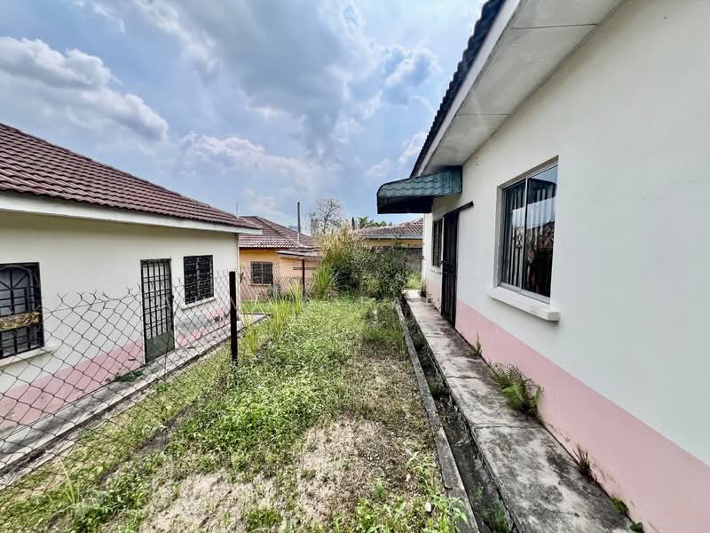 Bungalow for Sale in Taman Pinggiran Putra (Seri Kembangan) - Ahmad Fadlee - PropertyGuru.com.my