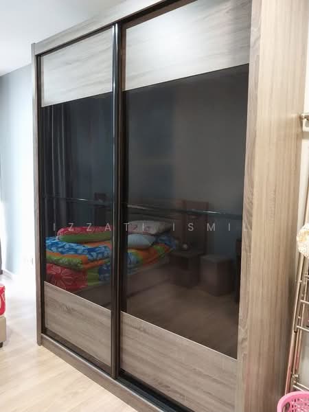Kondominium untuk Dijual di Lakefront Residence - Izzati Ismil - Bedroom - PropertyGuru.com.my