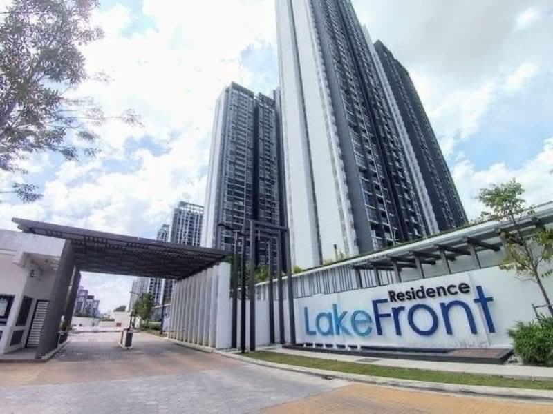 Kondominium untuk Dijual di Lakefront Residence - Izzati Ismil - Exterior - PropertyGuru.com.my