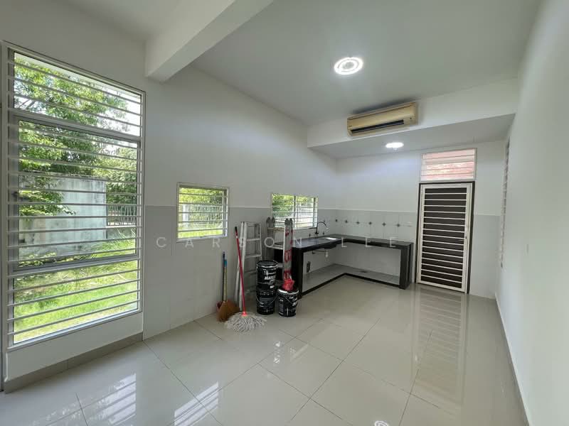 Rumah Teres 2 Tingkat untuk Dijual di M Residence (Rawang) - Carson Lee - Kitchen - PropertyGuru.com.my