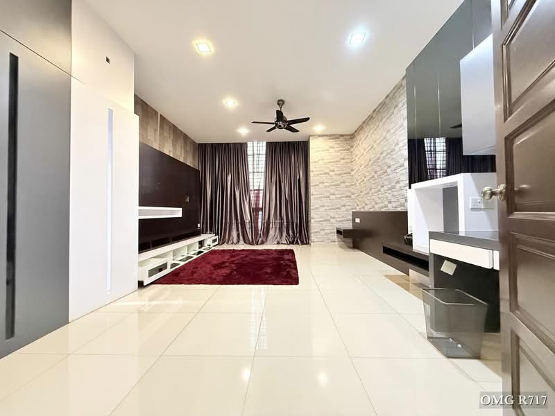 Rumah Teres 2 Tingkat untuk Disewa di Setia Alam (Selangor) - Ryan . - Living Room - PropertyGuru.com.my