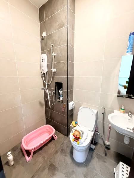 Cluster House for Rent in Taman Austin Duta (Tebrau) - Li Wei - Bathroom - PropertyGuru.com.my