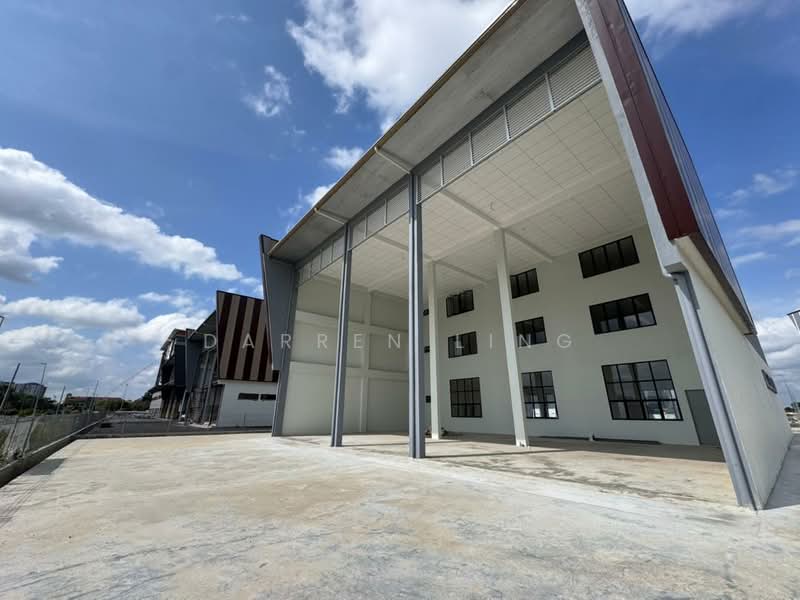 Gudang untuk Dijual di Pine Square (Kuching) - Darren Ling - Exterior - PropertyGuru.com.my