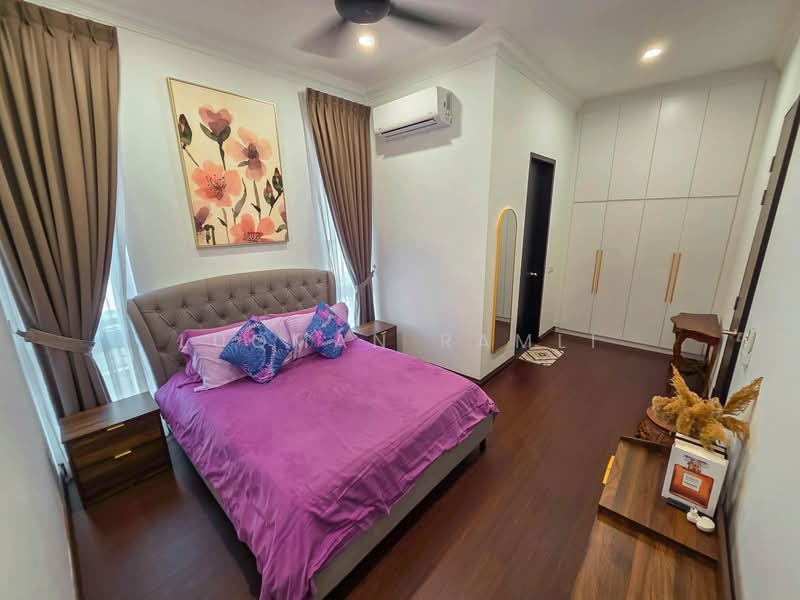 Rumah Berkembar untuk Dijual di Semenyih (Selangor) - Luqman Ramli - Bedroom - PropertyGuru.com.my
