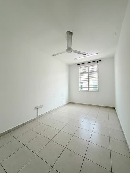 3-storey Terraced House for Sale in Taman Kundang Jaya (Rawang) - Alice Low - Interior - PropertyGuru.com.my