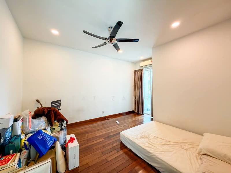 Rumah Berkembar untuk Dijual di Kota Damansara (Selangor) - Izzat Zamros - Bedroom - PropertyGuru.com.my