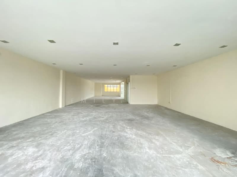 Kedai untuk Disewa di Shah Alam (Selangor) - Emily Kho - Interior - PropertyGuru.com.my