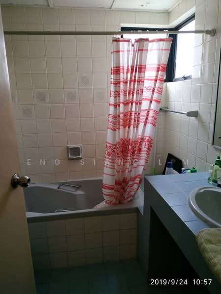 Kondominium untuk Dijual di Pinggiran Kiara - Eng Siang Lim - Bathroom - PropertyGuru.com.my