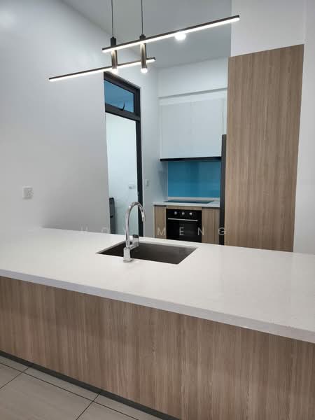 Condominium for Rent at Queens Residences Q1 @ Queens Waterfront - Hoy Meng - Kitchen - PropertyGuru.com.my