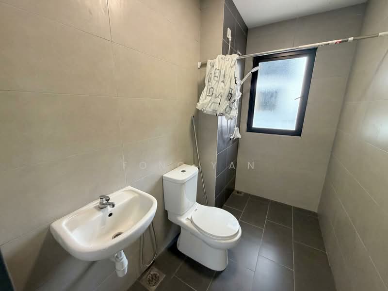 Service Residence for Rent at EDUSENTRAL - Fong Yan - Bathroom - PropertyGuru.com.my