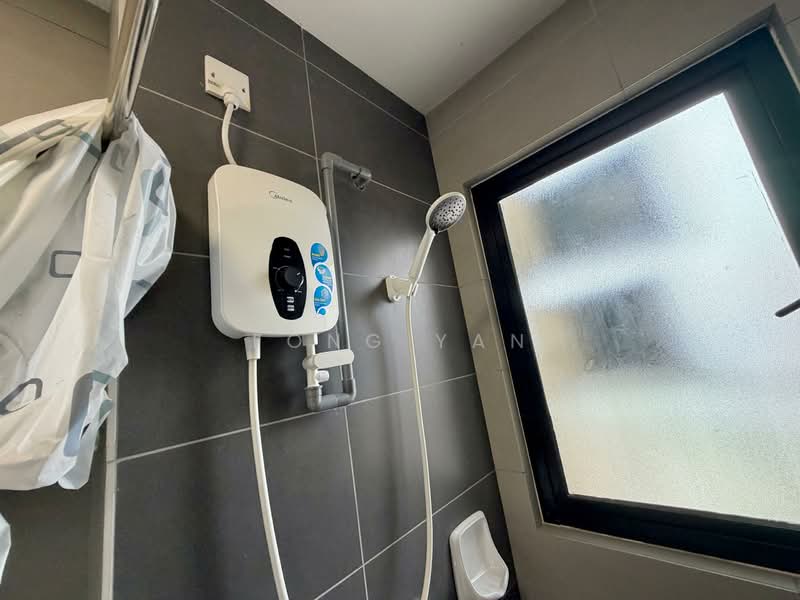 Service Residence for Rent at EDUSENTRAL - Fong Yan - Bathroom - PropertyGuru.com.my