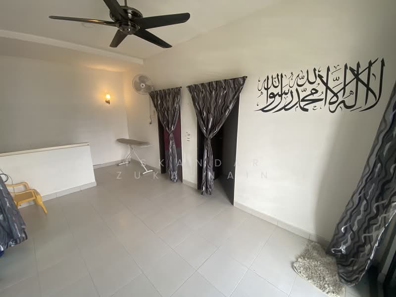 2-storey Terraced House for Sale in Taman Bukit Tiram (Ulu Tiram) - Iskandar Zukarnain - PropertyGuru.com.my