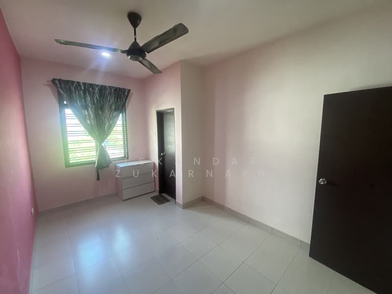 2-storey Terraced House for Sale in Taman Bukit Tiram (Ulu Tiram) - Iskandar Zukarnain - PropertyGuru.com.my