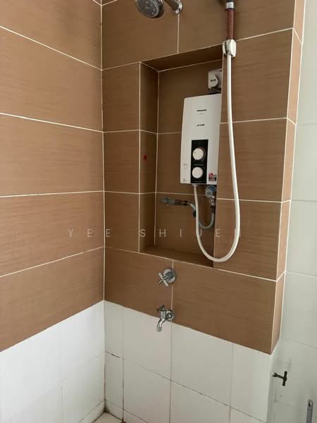 Condominium for Rent at The Seed Taman Sutera Utama - Yee Shiuen - Bathroom - PropertyGuru.com.my