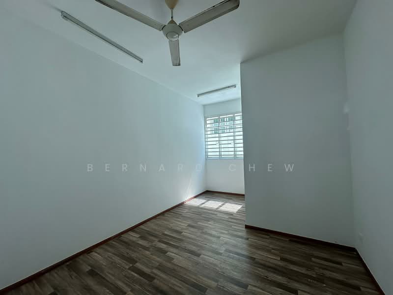 Semi-Detached House for Sale in Teluk Tempoyak (Batu Maung) - Bernard Chew - Interior - PropertyGuru.com.my