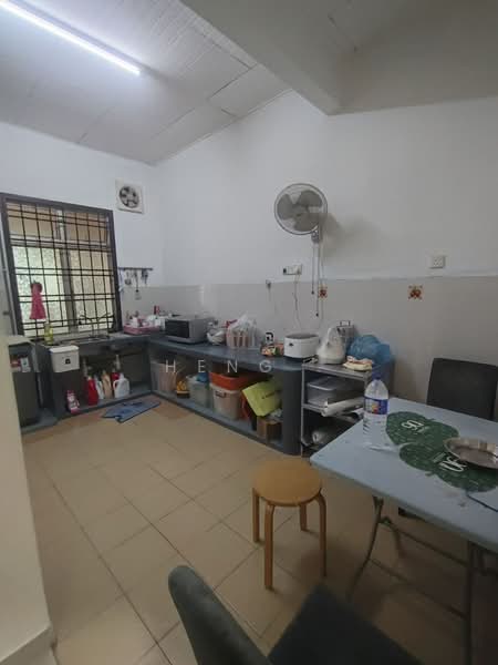 Rumah Teres 1 Tingkat untuk Disewa di Skudai (Johor) - Heng . - Kitchen - PropertyGuru.com.my