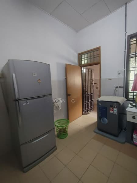 Rumah Teres 1 Tingkat untuk Disewa di Skudai (Johor) - Heng . - Kitchen - PropertyGuru.com.my