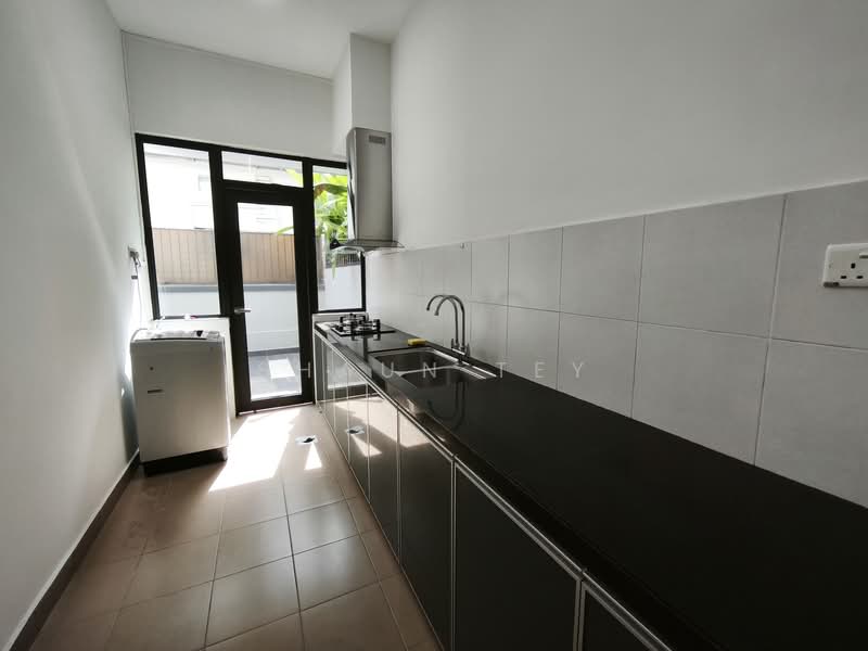 Cluster House for Sale in Horizon Hills (Iskandar Puteri (Nusajaya)) - Shaun Tey - Kitchen - PropertyGuru.com.my