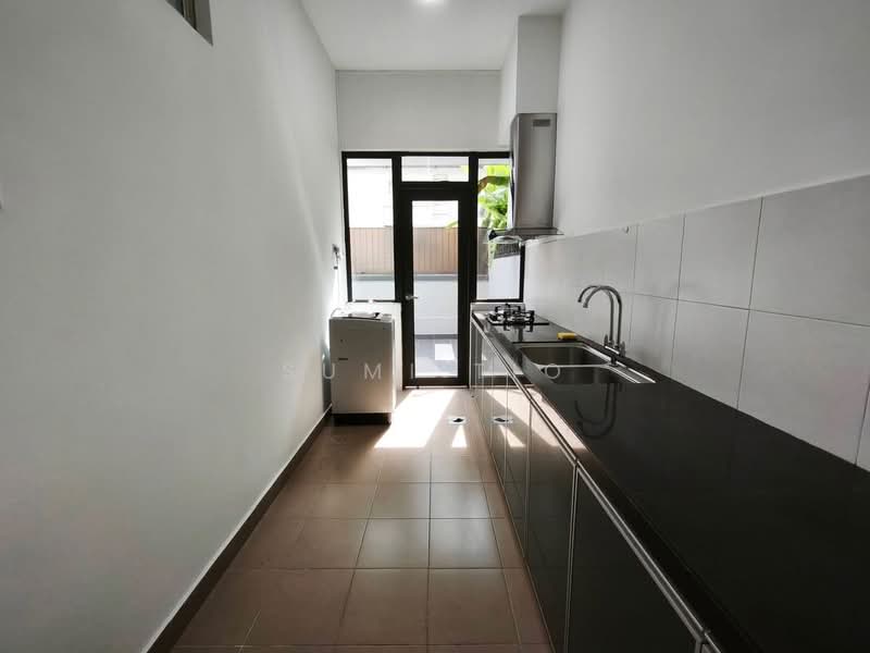 Cluster House for Sale in Horizon Hills (Iskandar Puteri (Nusajaya)) - Sumi Tio - Kitchen - PropertyGuru.com.my