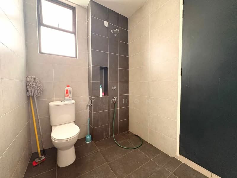 2-storey Terraced House for Sale in Bandar Putra (Kulai) - May Chong - Bathroom - PropertyGuru.com.my