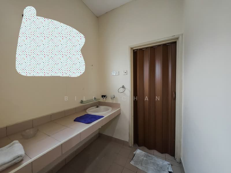 Rumah Teres untuk Dijual di Cheras (Selangor) - Billy Chan - Bathroom - PropertyGuru.com.my