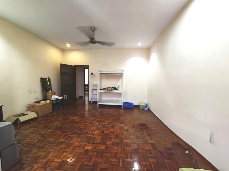 Rumah Teres untuk Dijual di Cheras (Selangor) - Billy Chan - Living Room - PropertyGuru.com.my