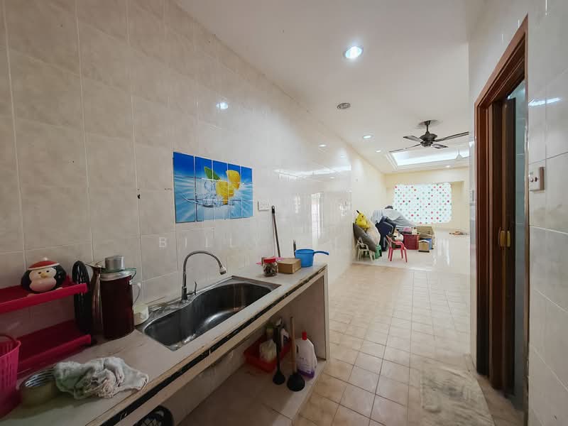 Rumah Teres untuk Dijual di Cheras (Selangor) - Billy Chan - Kitchen - PropertyGuru.com.my