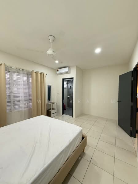 2-storey Terraced House for Rent in Dengkil (Selangor) - Hawa Ibrahim - Bedroom - PropertyGuru.com.my